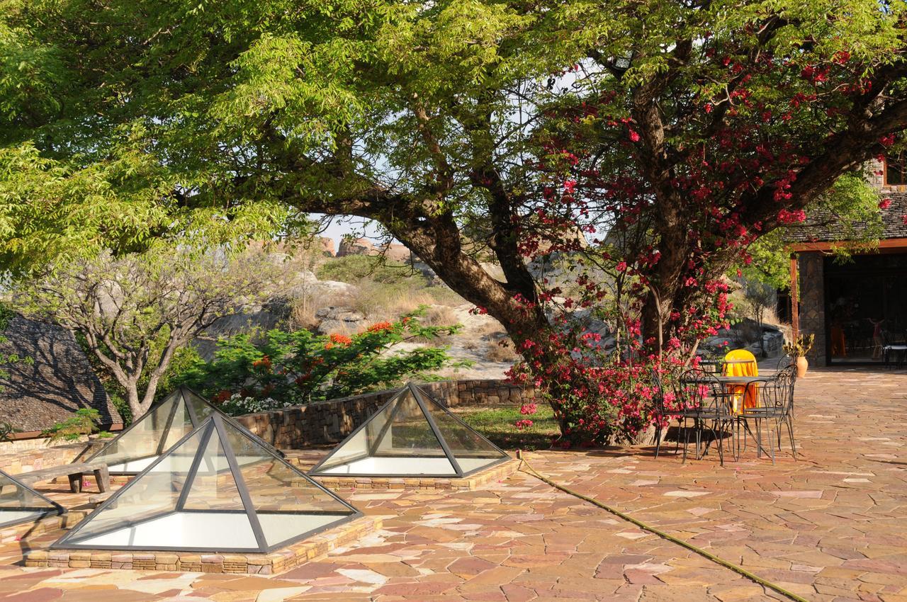 Le Jardin Du Roy Hotel Ranohira Luaran gambar